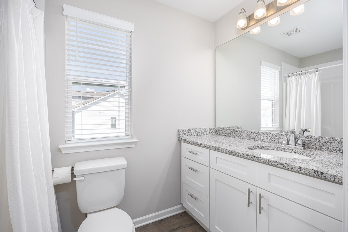 326 Kristen Ct