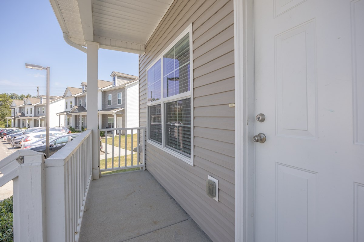 326 Kristen Ct
