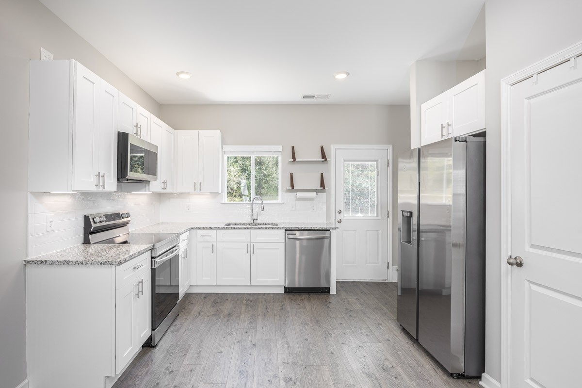 326 Kristen Ct