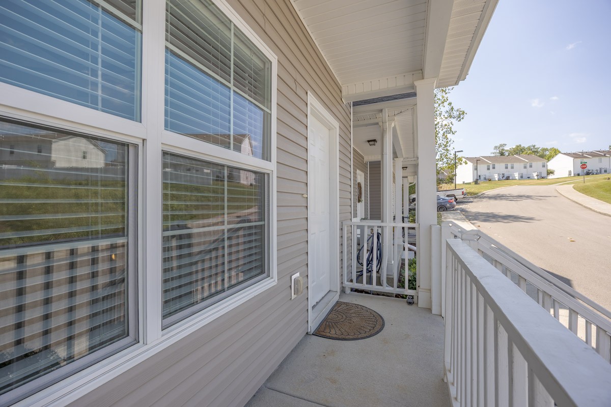 326 Kristen Ct