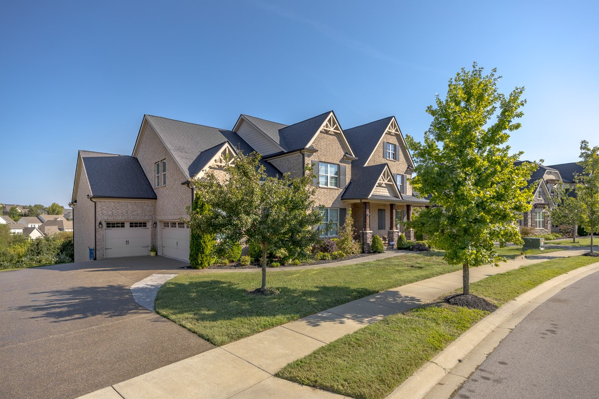 1006 Cumberland Valley Dr