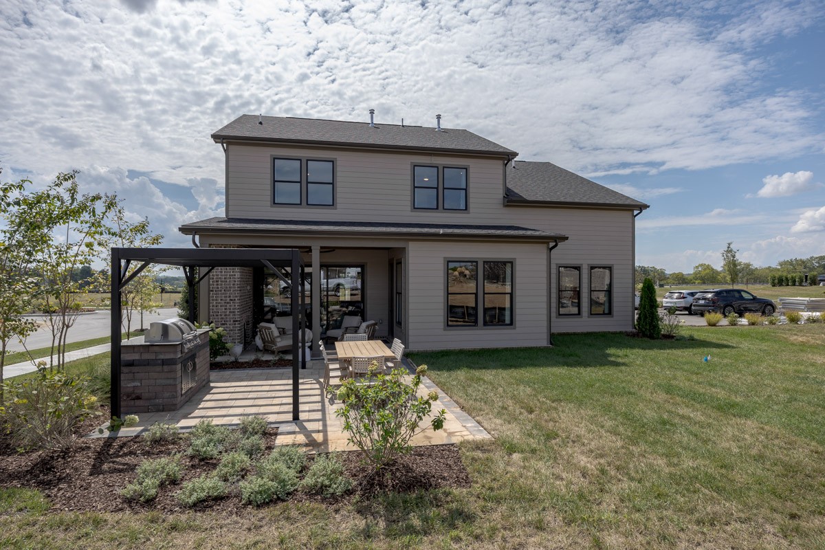 5004 Garrett Farms Pl