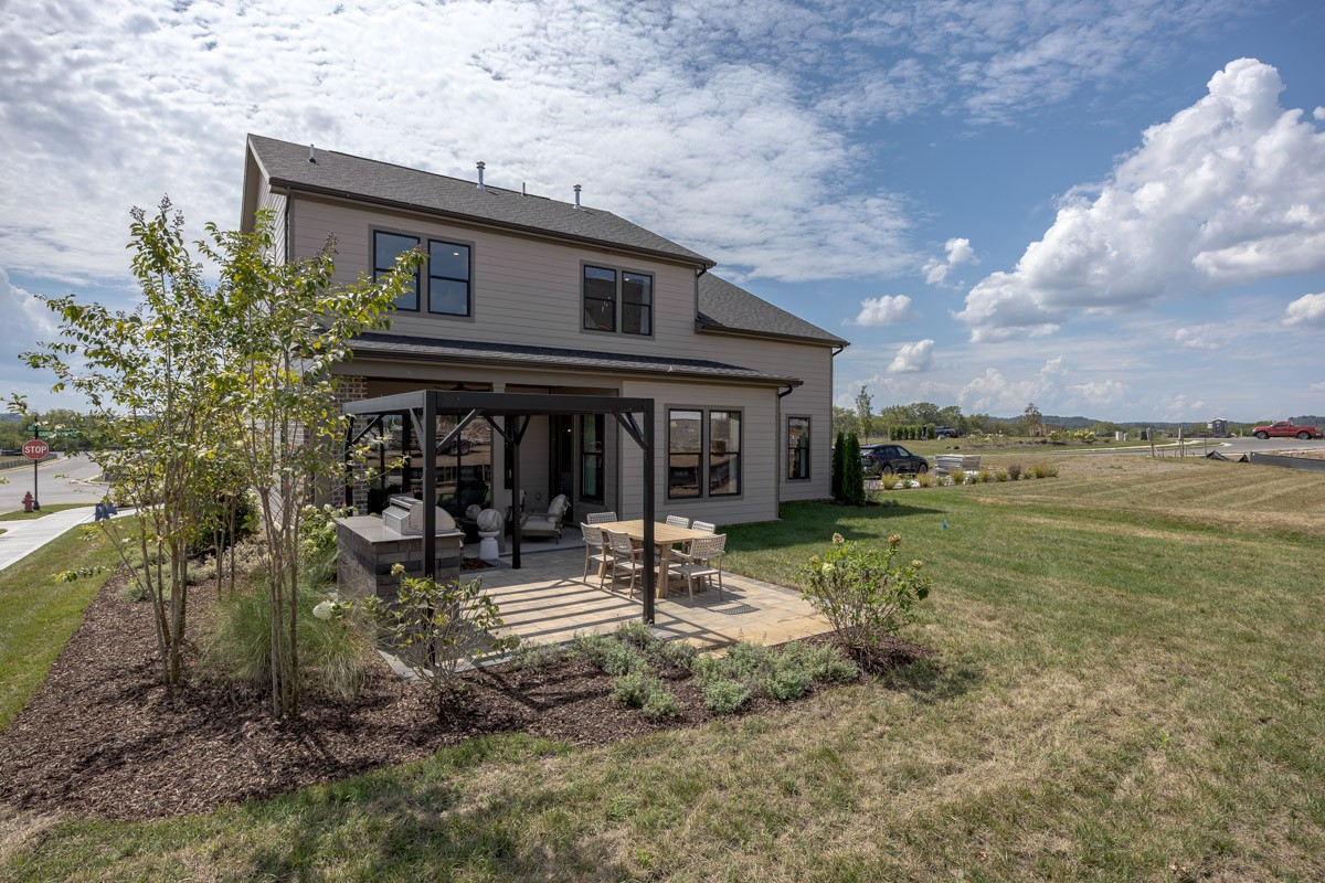 5004 Garrett Farms Pl