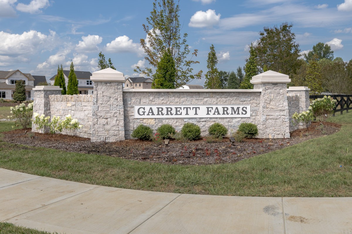 5004 Garrett Farms Pl
