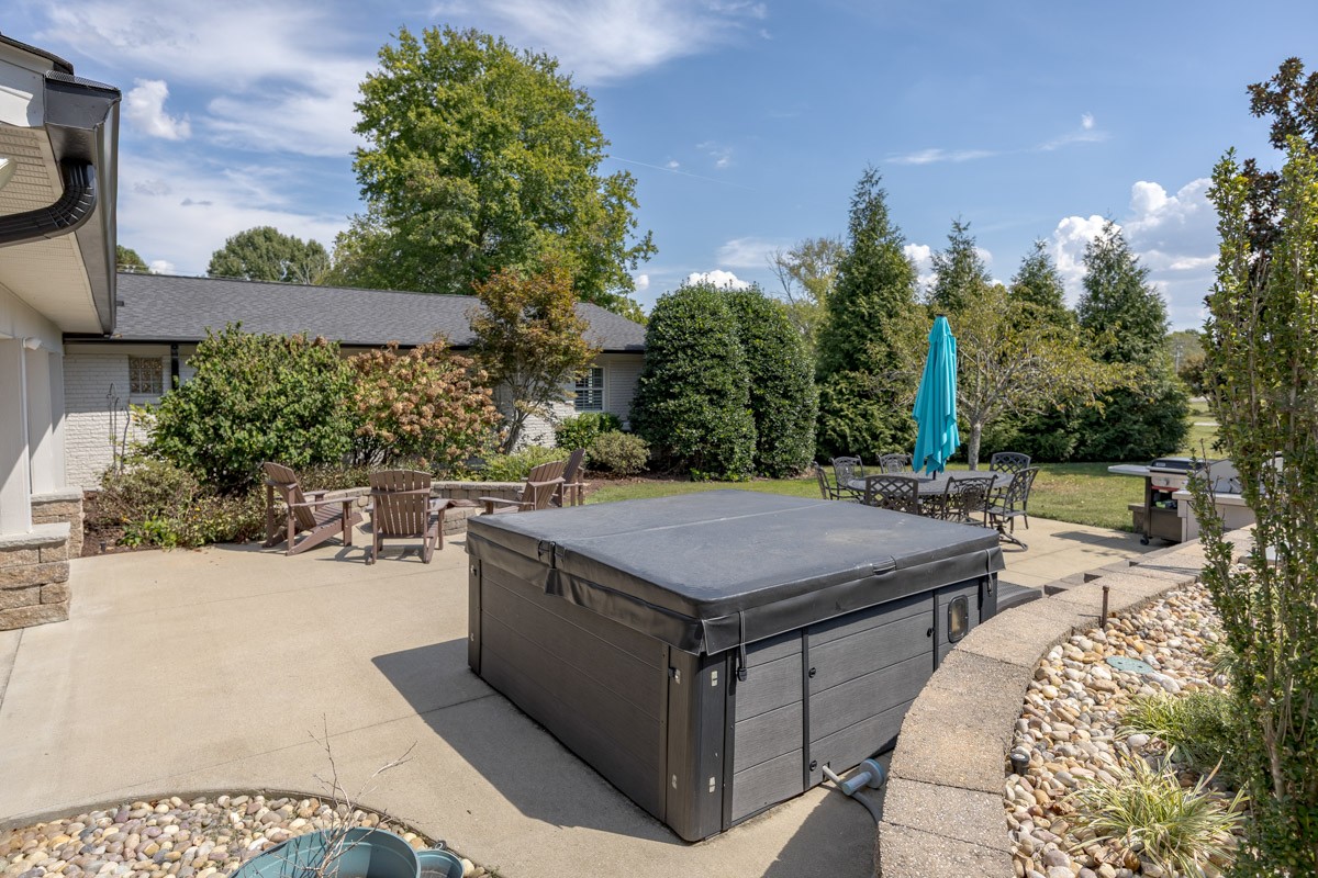 5019 Wilson Pike