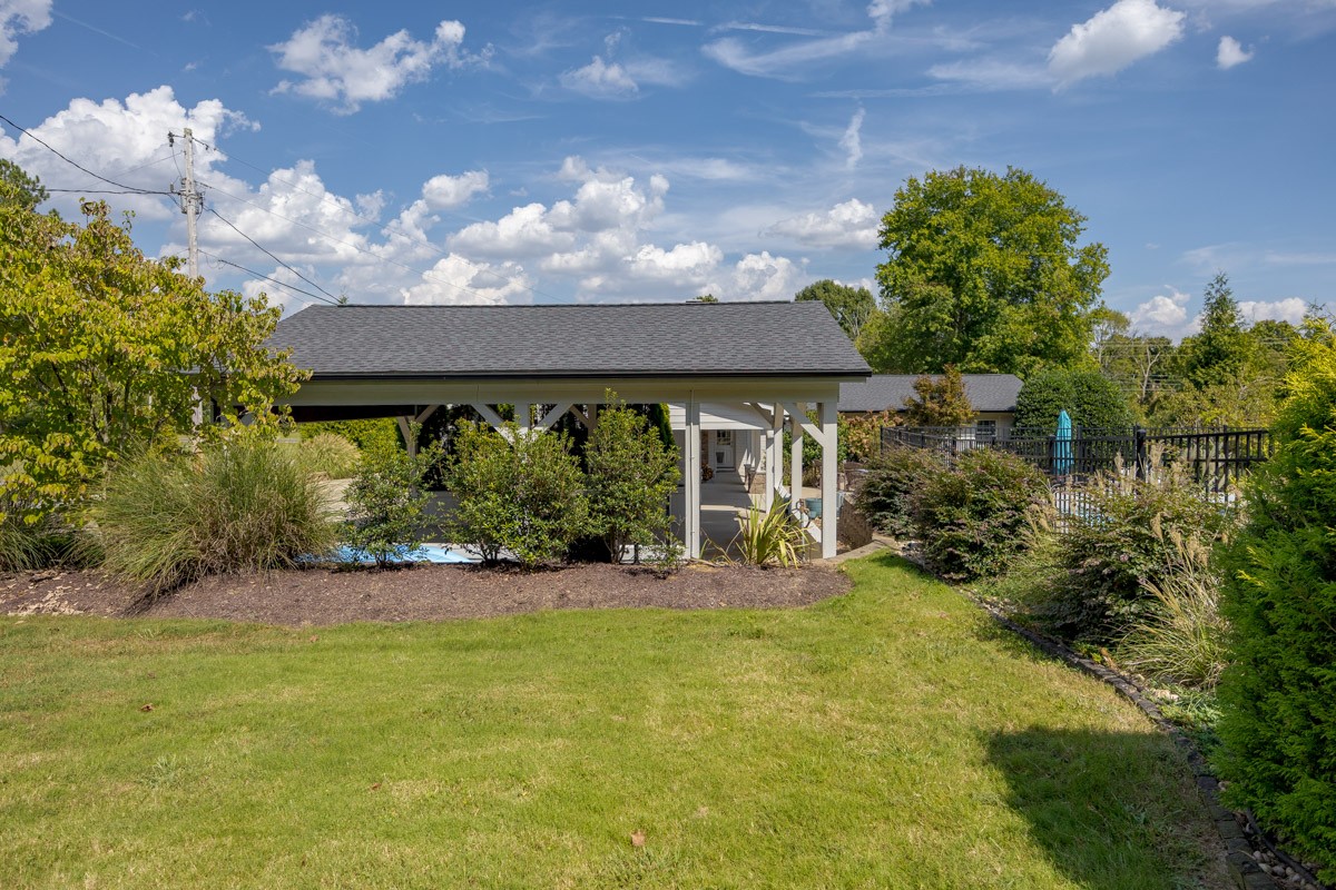 5019 Wilson Pike