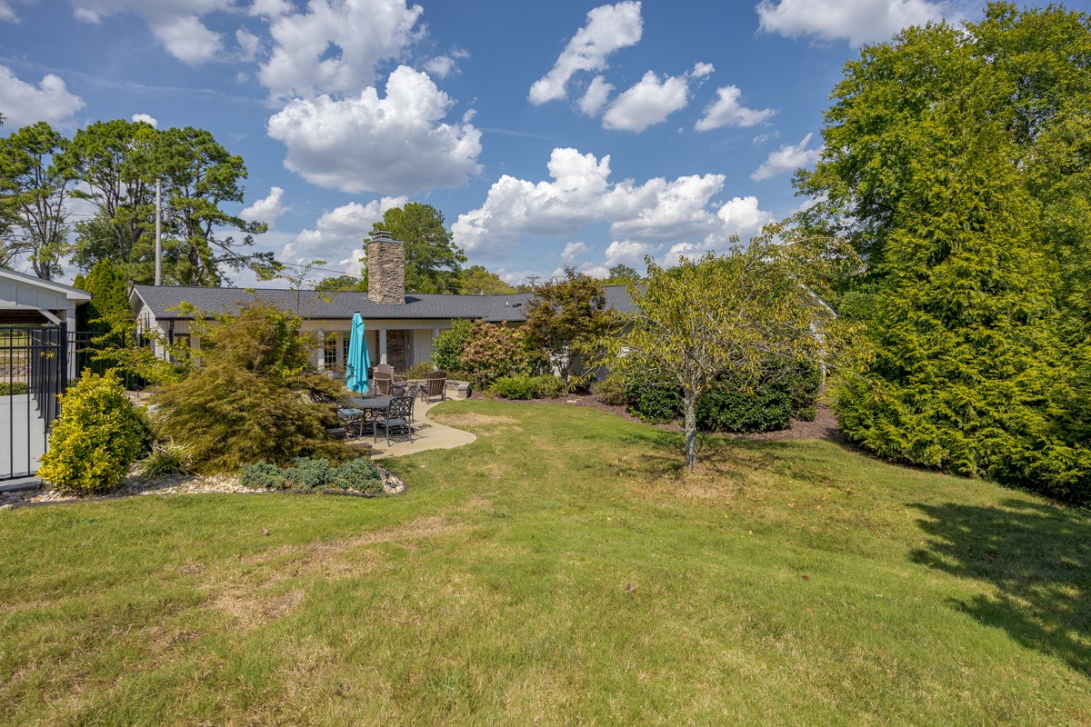 5019 Wilson Pike