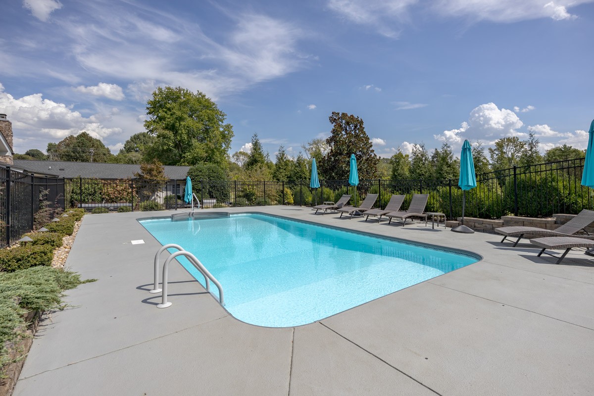 5019 Wilson Pike