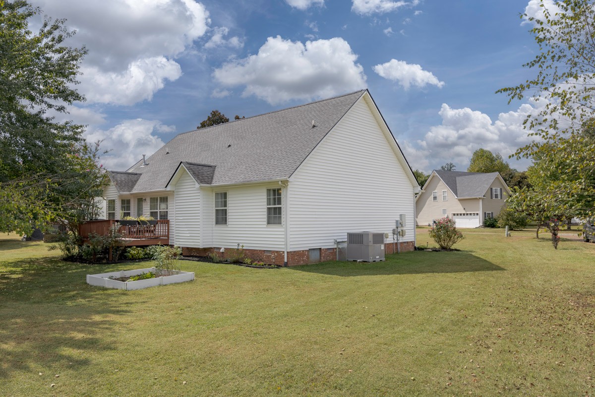 2623 Danbury Cir