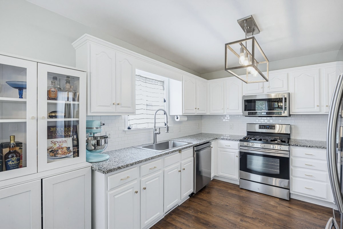 2623 Danbury Cir