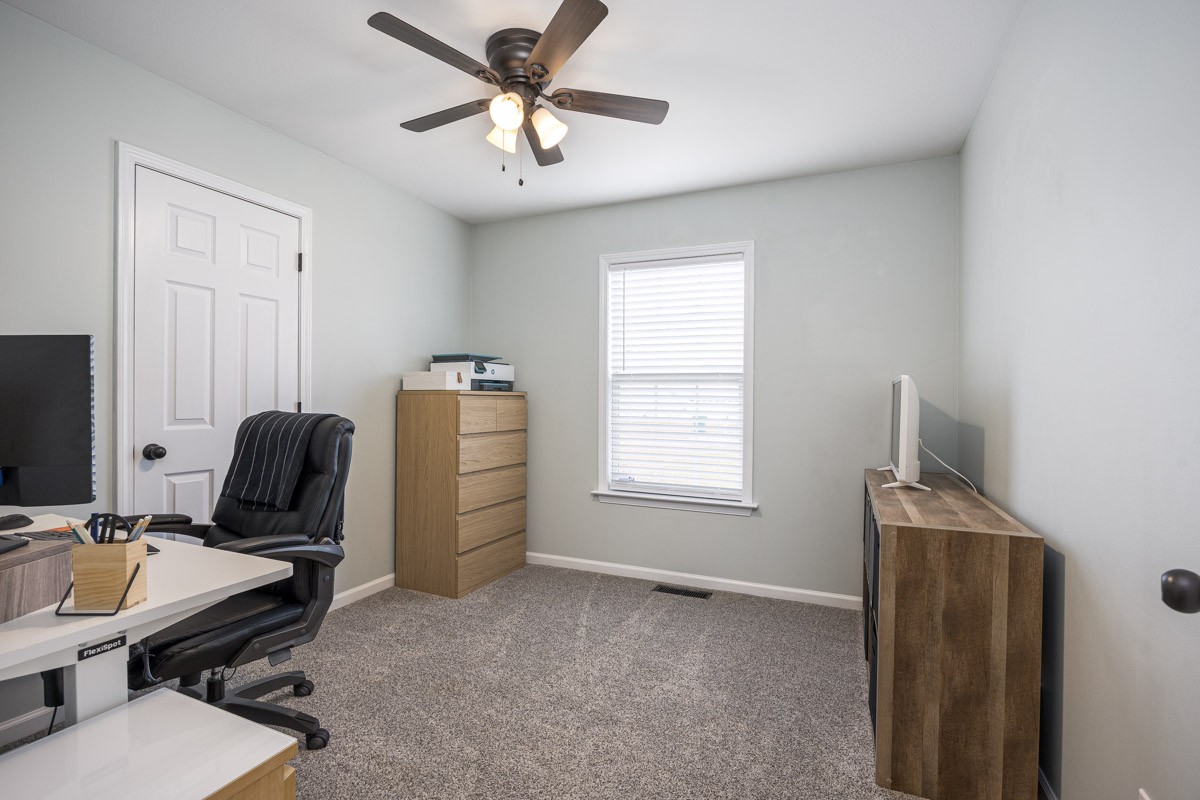 2623 Danbury Cir