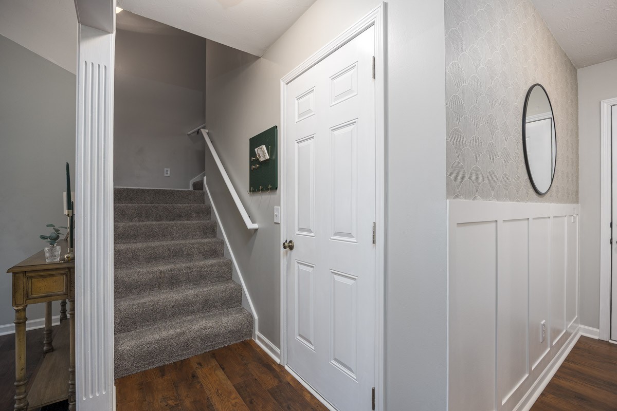2623 Danbury Cir