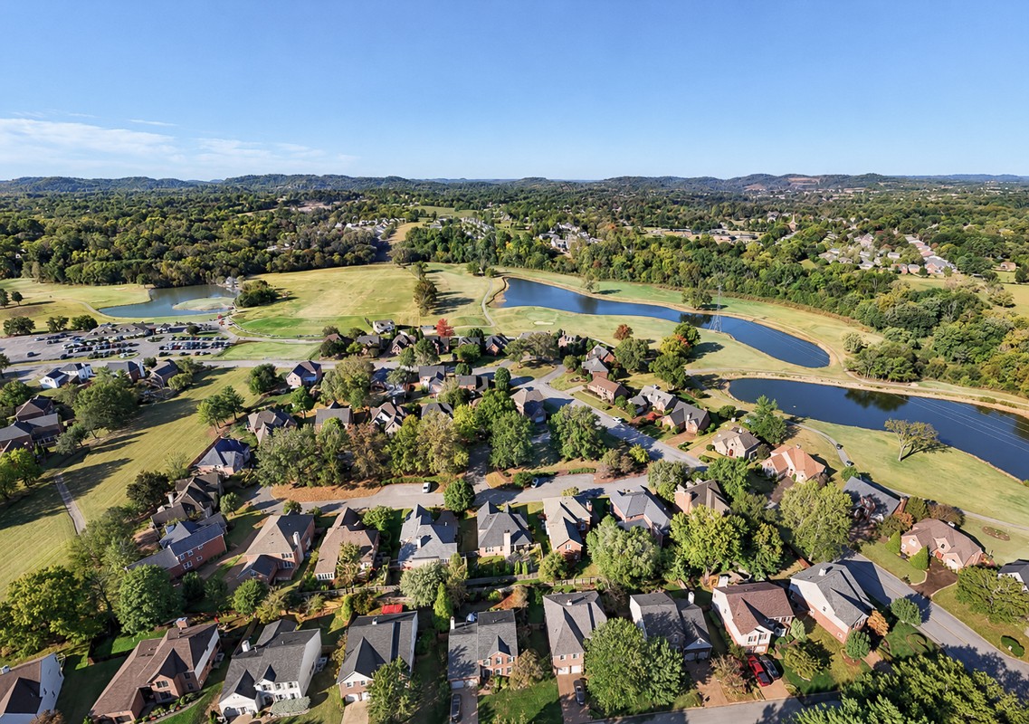 287 Rivermont Cir