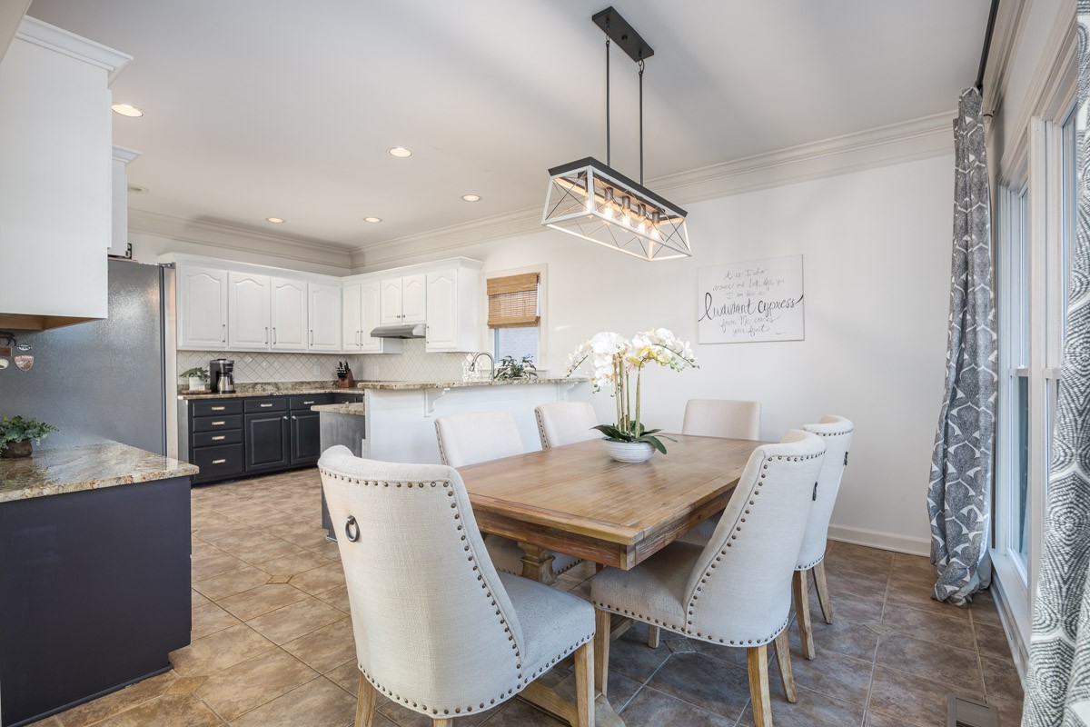 287 Rivermont Cir