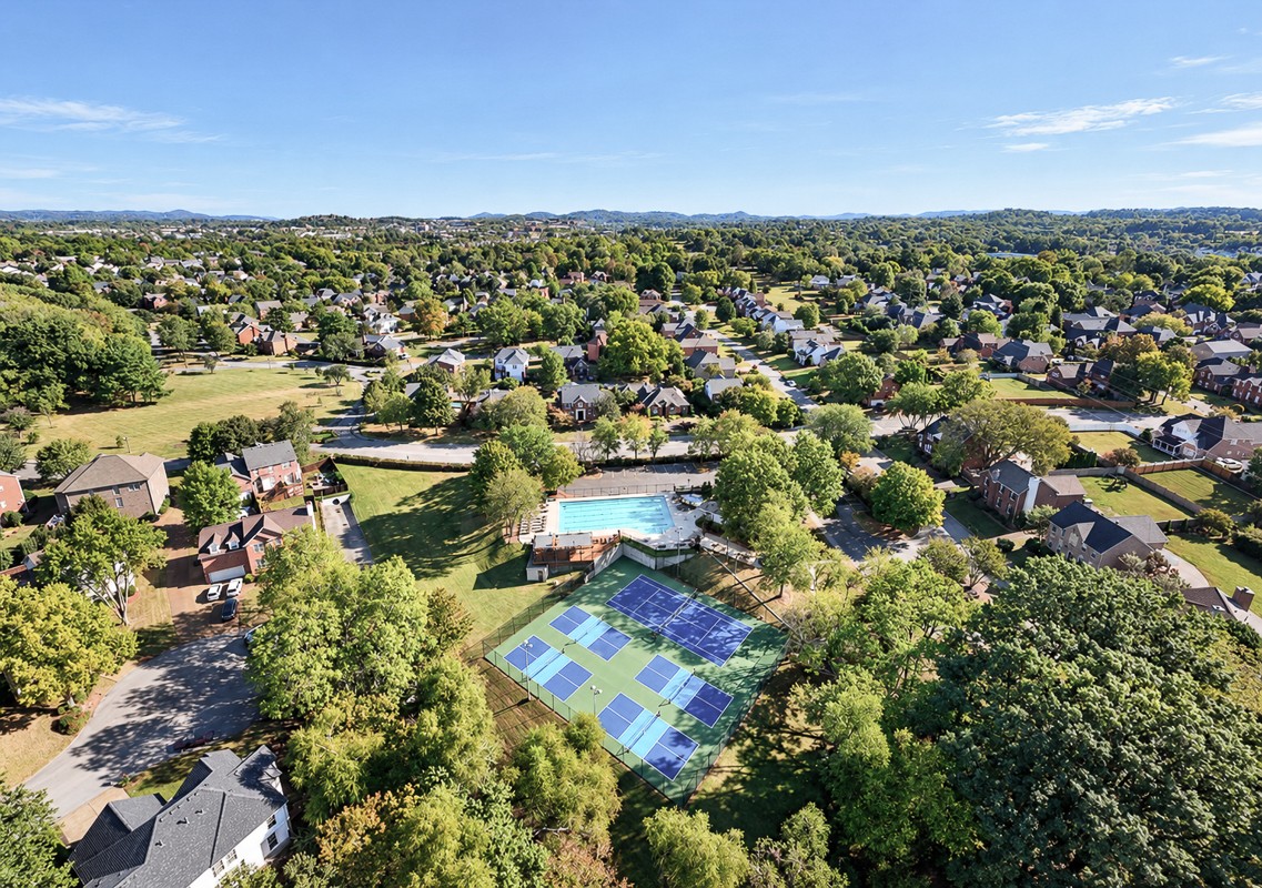 287 Rivermont Cir