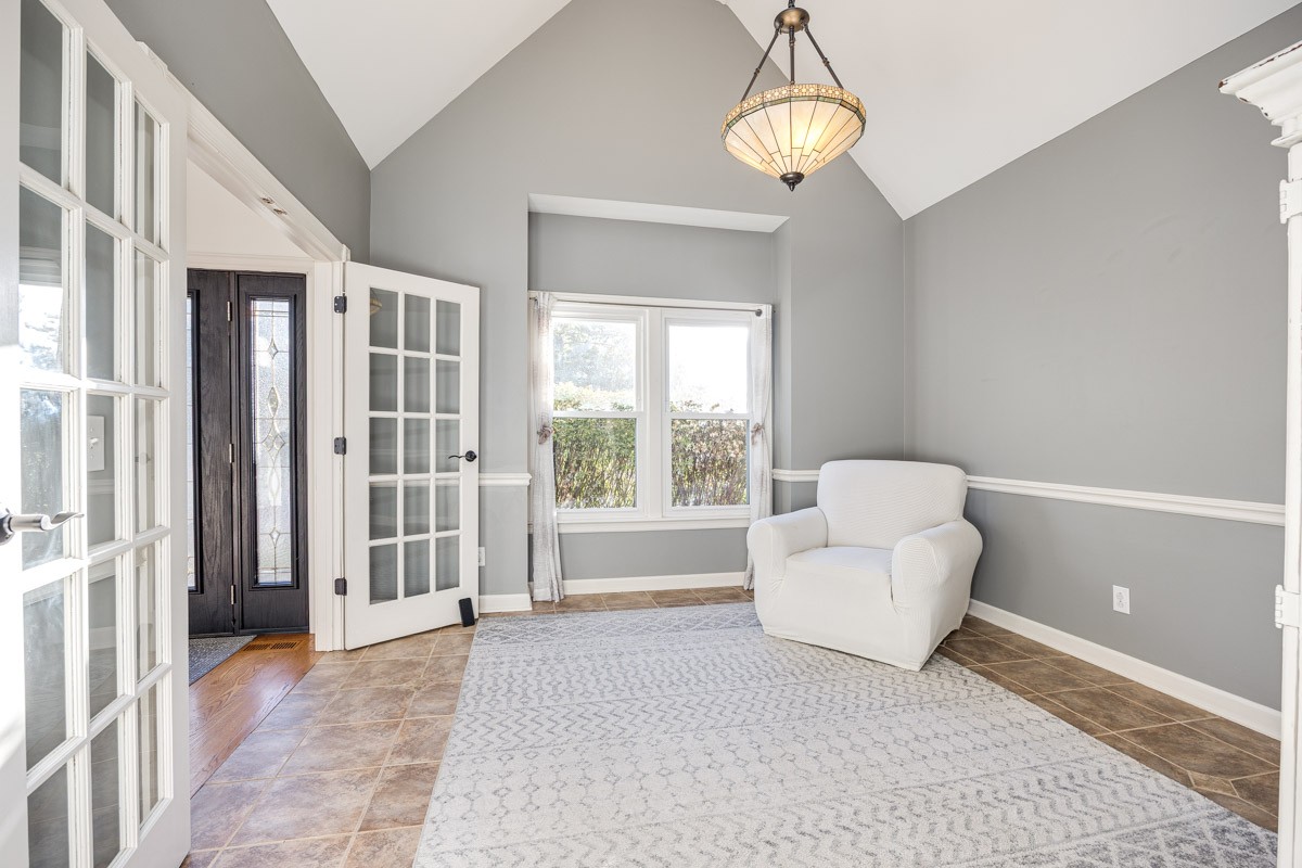 287 Rivermont Cir