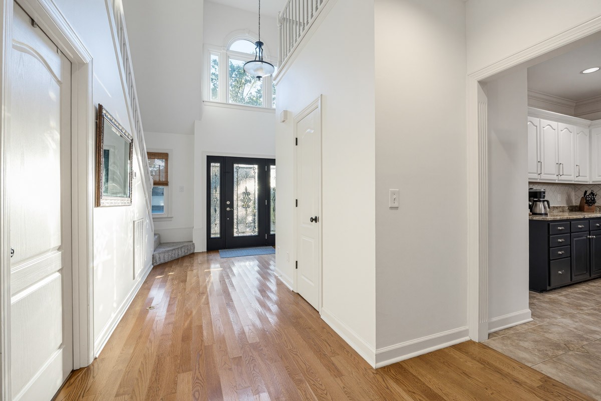 287 Rivermont Cir