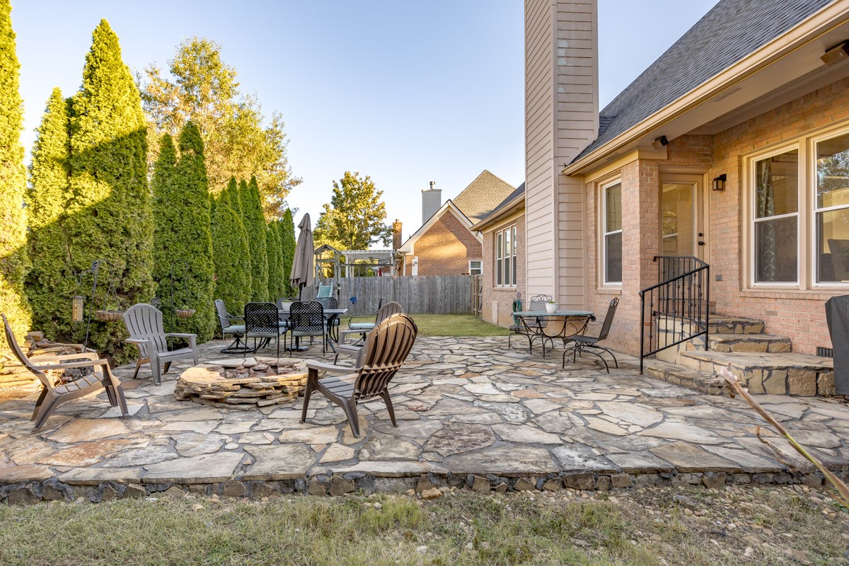287 Rivermont Cir