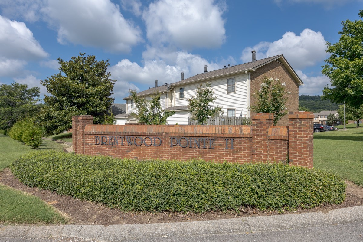1007 Brentwood Pt
