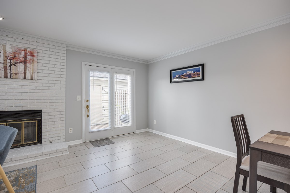 1007 Brentwood Pt