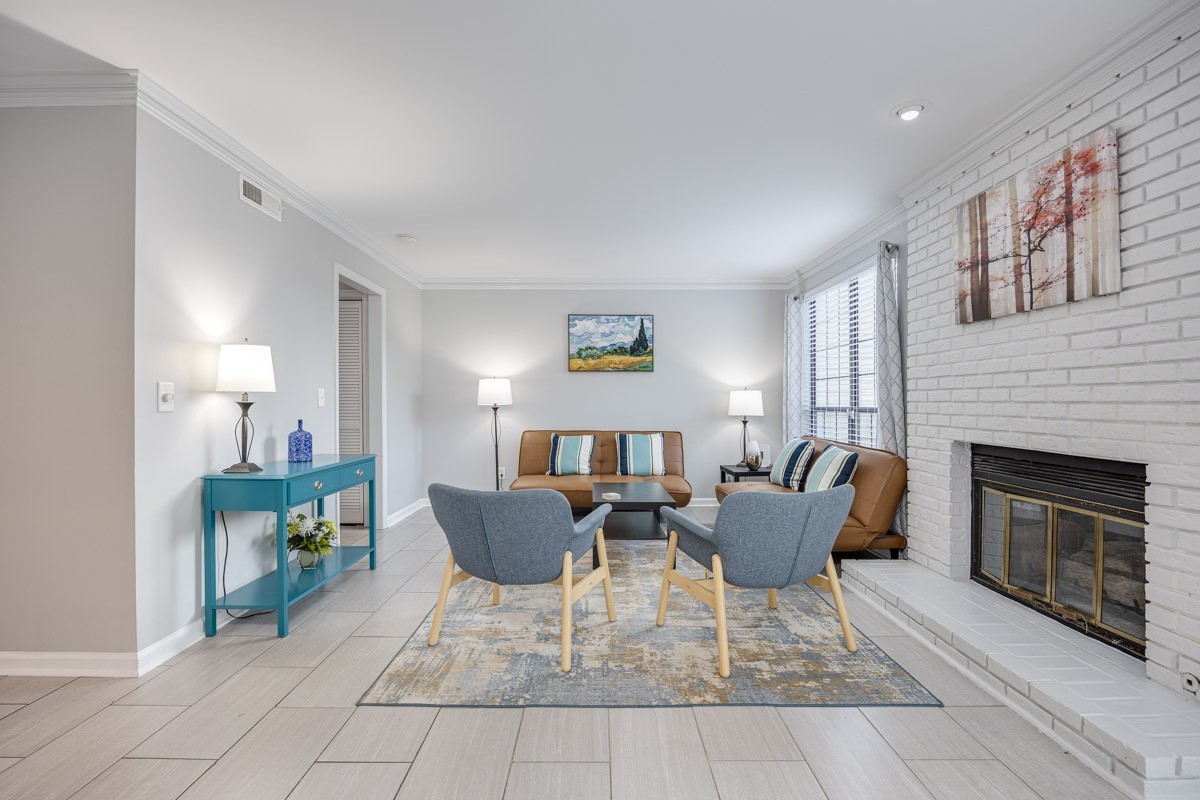 1007 Brentwood Pt