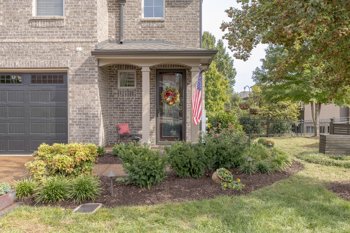 900 Silkwood Cir