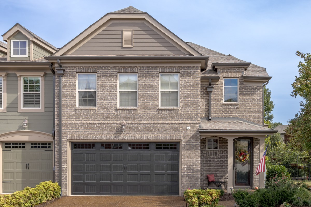 900 Silkwood Cir