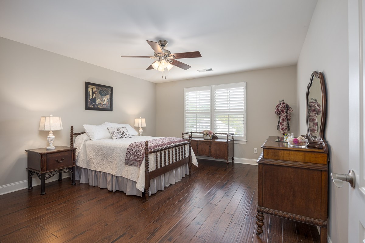 900 Silkwood Cir