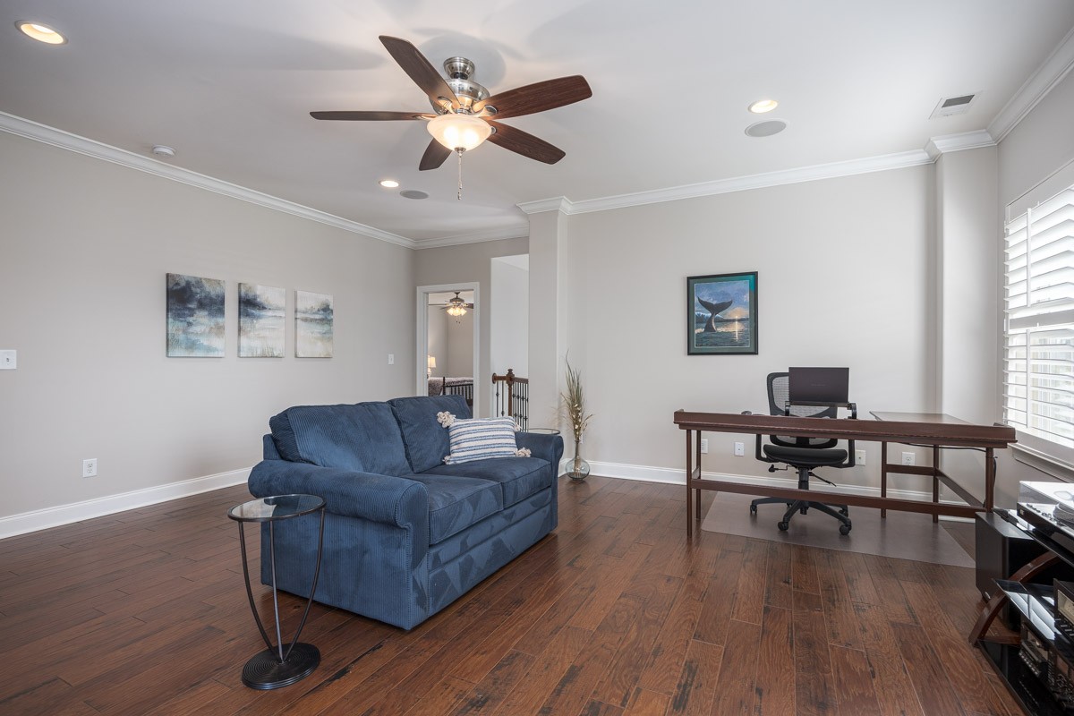 900 Silkwood Cir