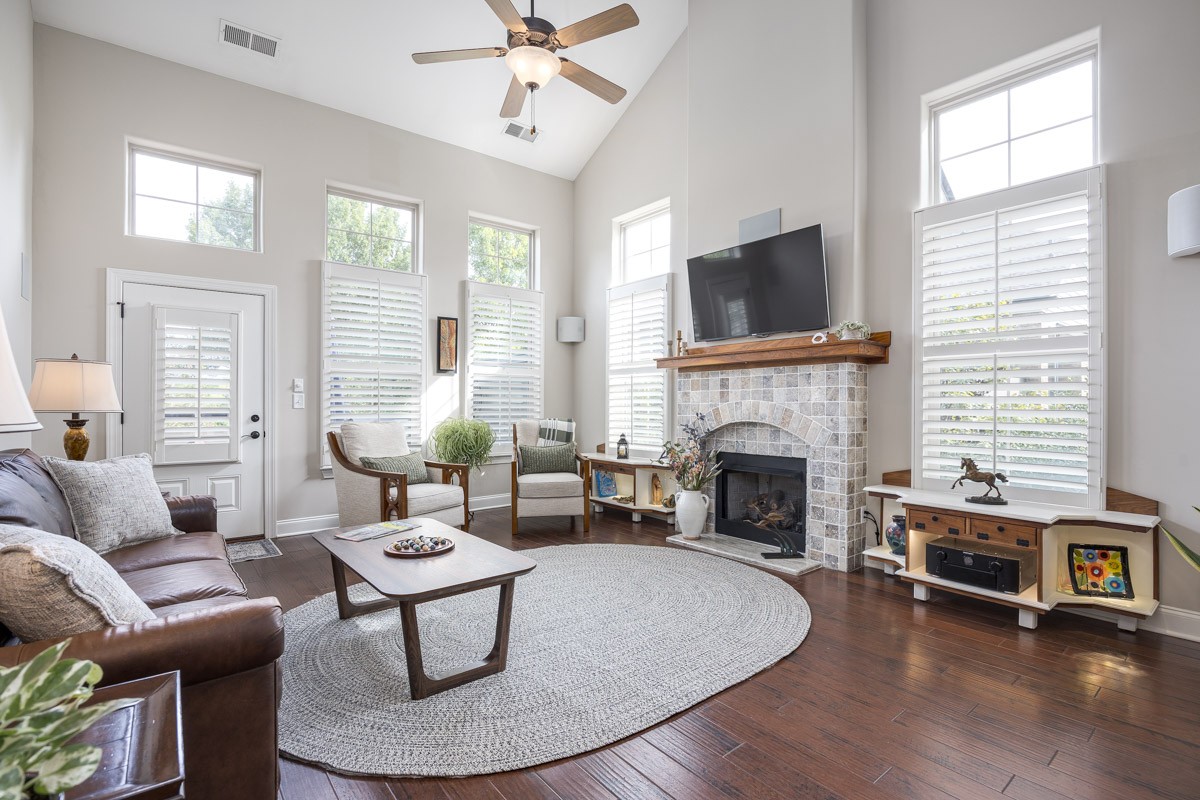 900 Silkwood Cir