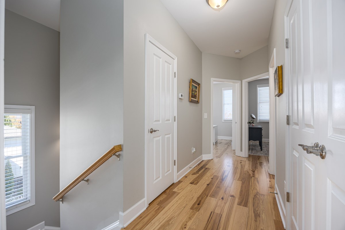419 Henry Russell St