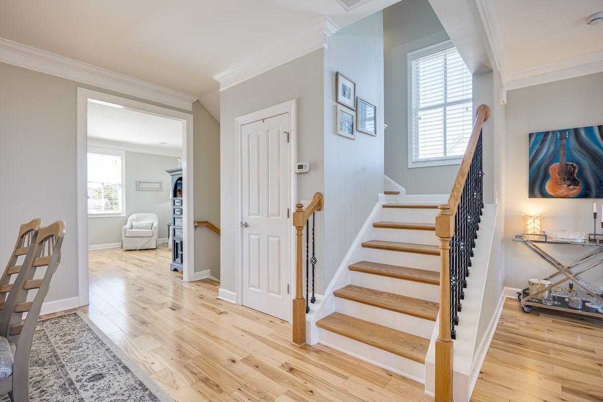 419 Henry Russell St