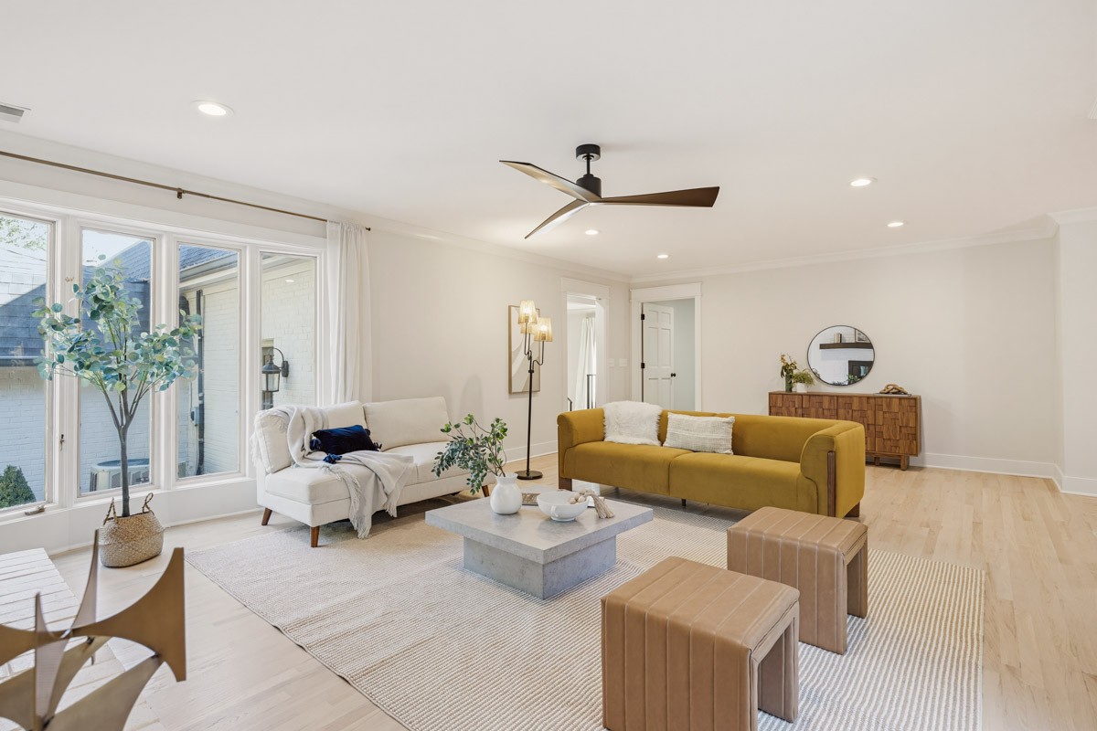 110 Poplar St