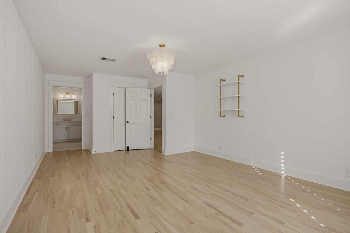 110 Poplar St