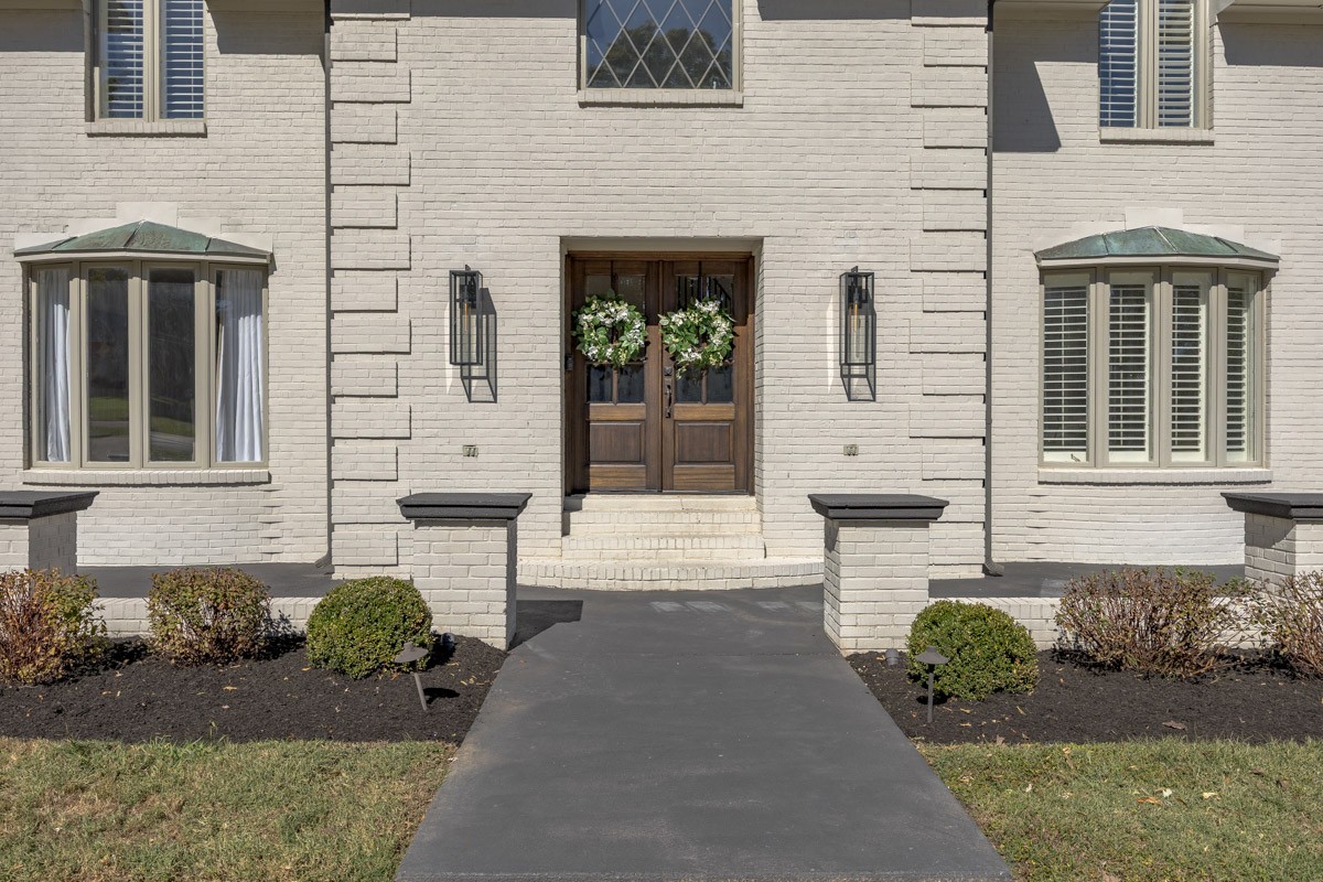 110 Poplar St