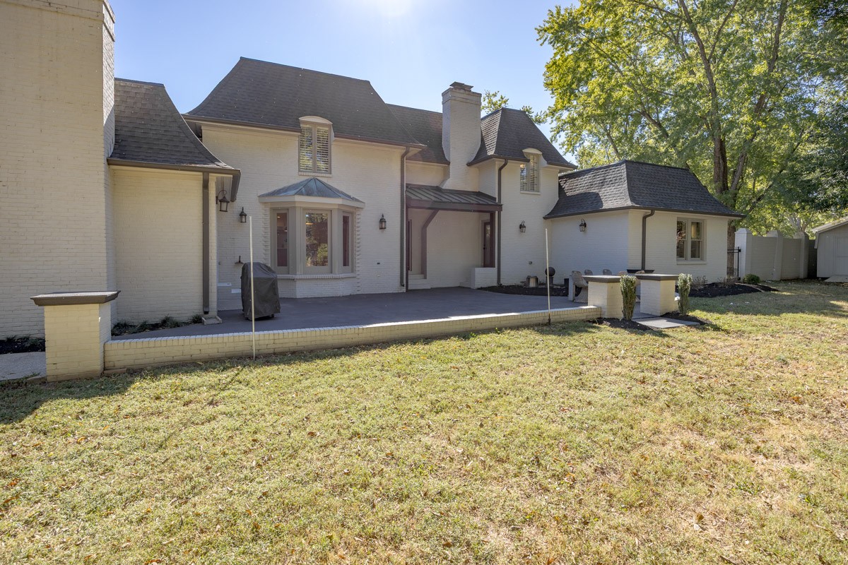 110 Poplar St
