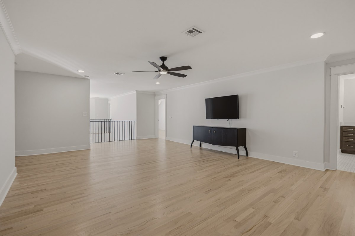 110 Poplar St