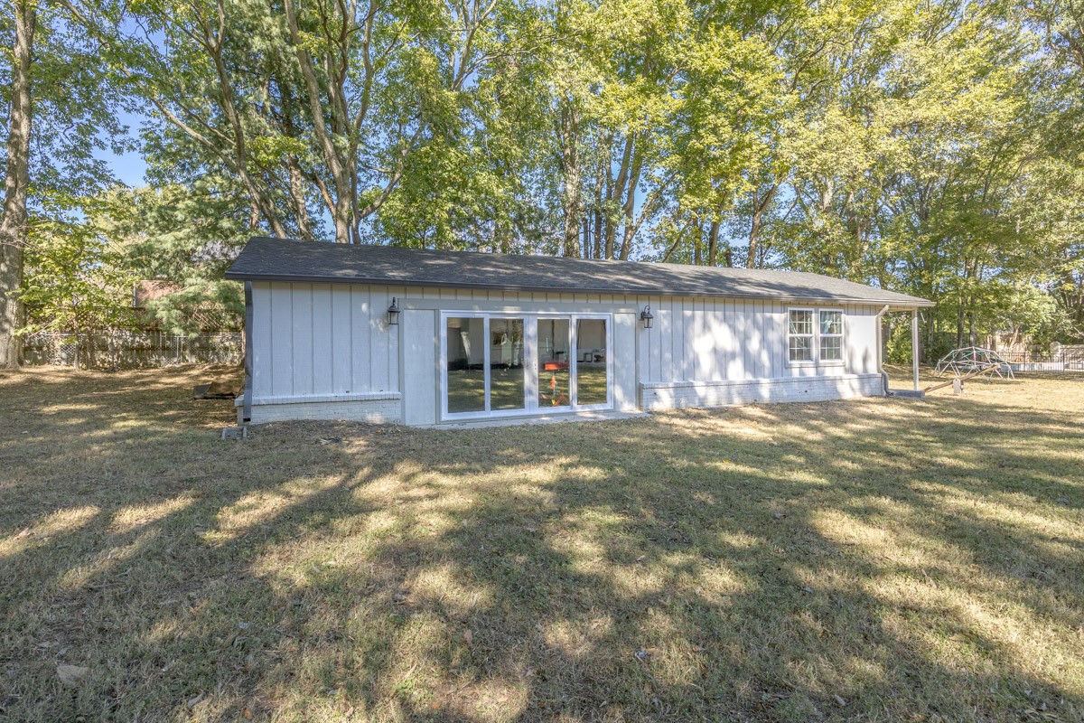 110 Poplar St