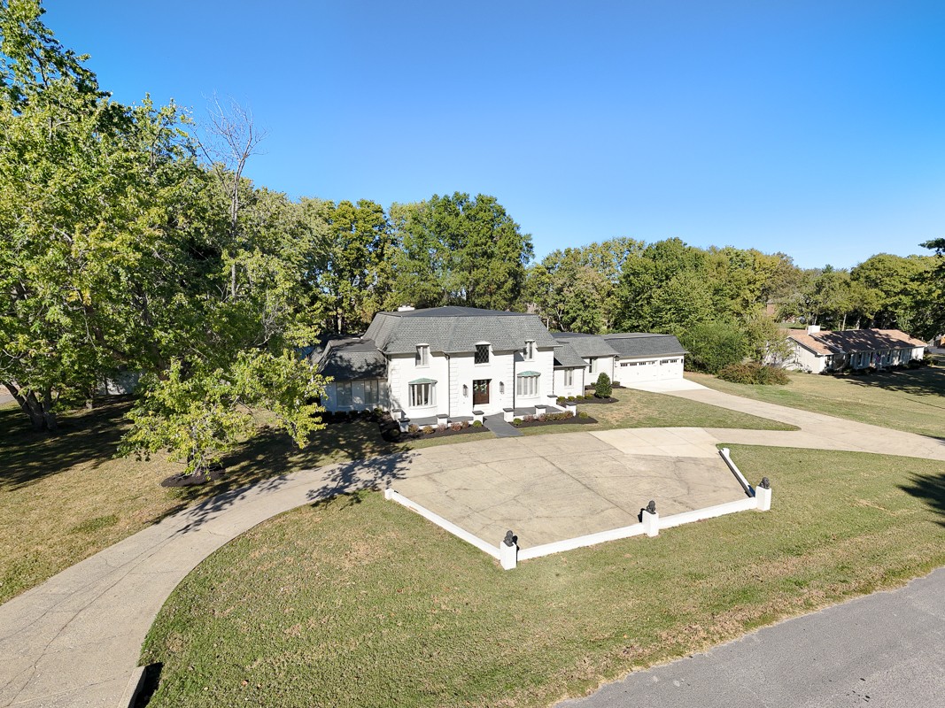 110 Poplar St
