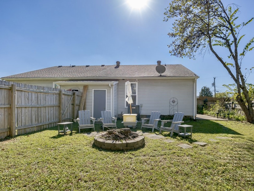1209 Cabana Cir