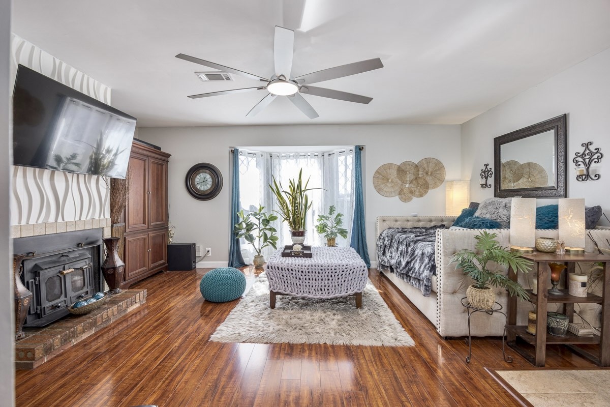 1209 Cabana Cir