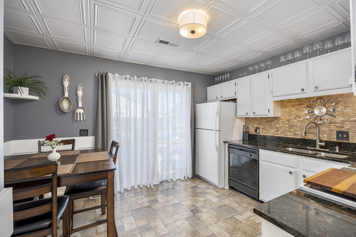1209 Cabana Cir