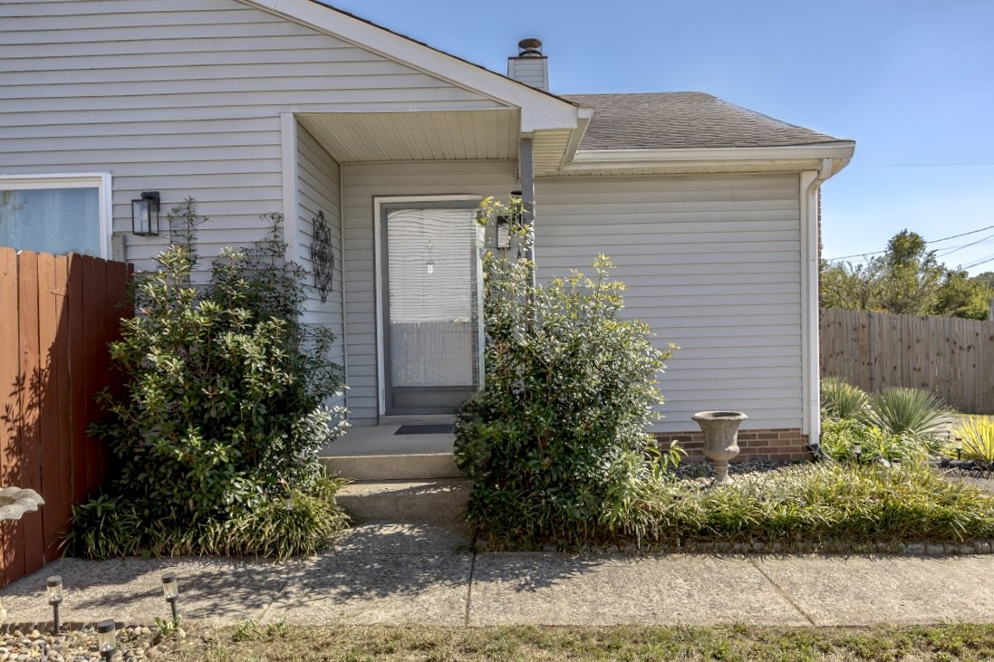 1209 Cabana Cir