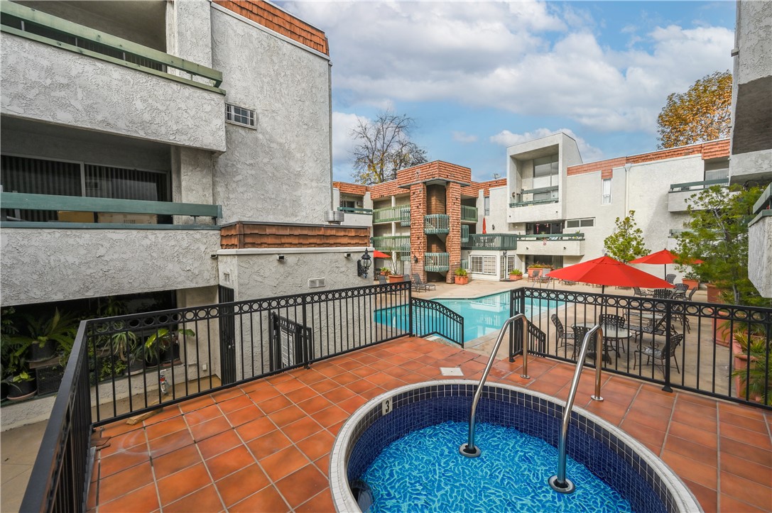 360 S Euclid Avenue Unit: 319