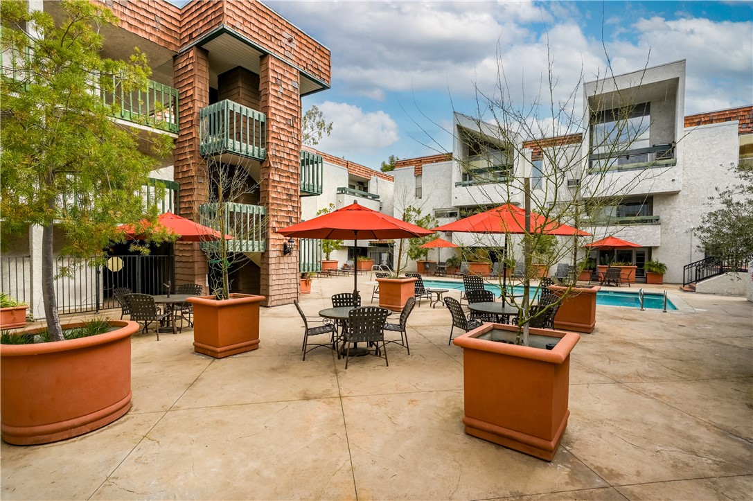 360 S Euclid Avenue Unit: 319