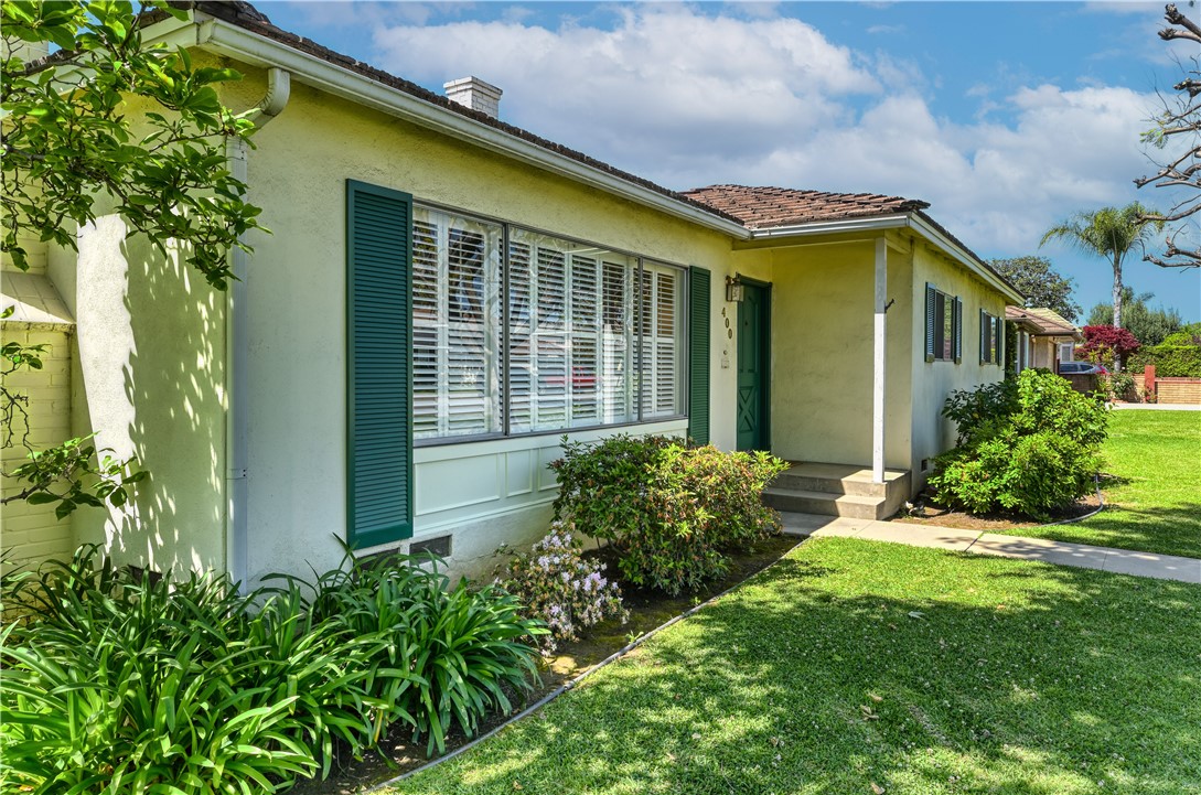 400 W Woodruff Avenue