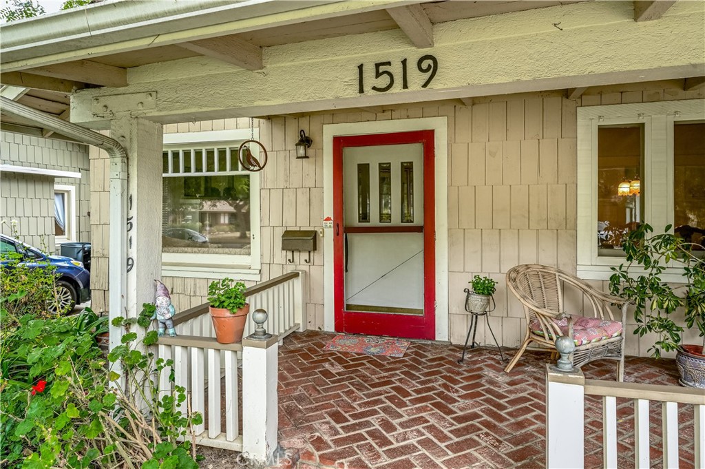 1519 Ramona Avenue