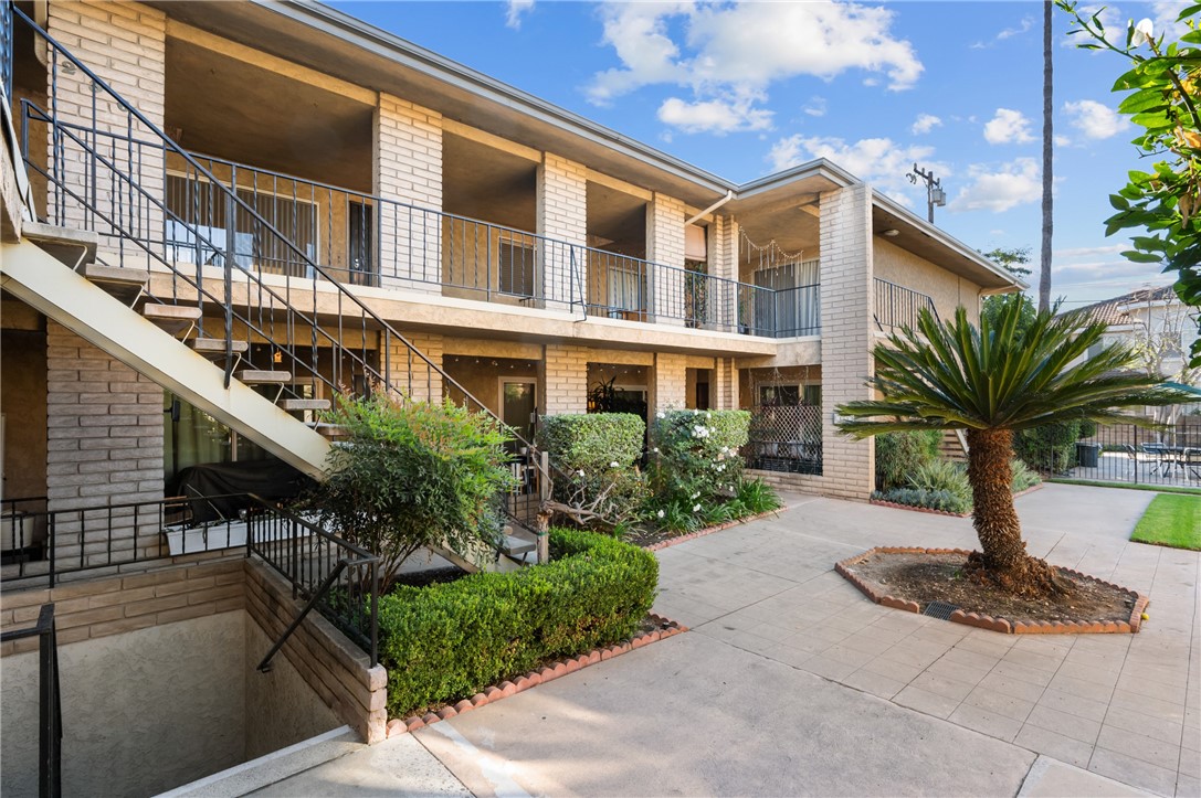 630 W Huntington Drive 236