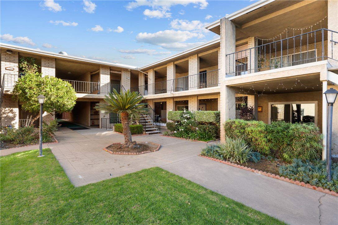 630 W Huntington Drive 236