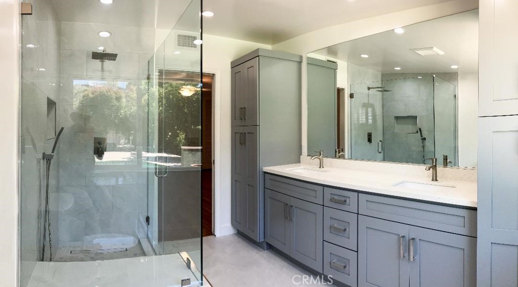 13139 Valleyheart Drive